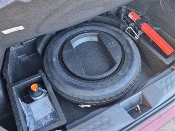 Toyota C-HR I Crossover 1.8 Hybrid 122KM 2018 Toyota C-HR 1.8 Hybrid Selection C-HR HSD SELECTIO, zdjęcie 23