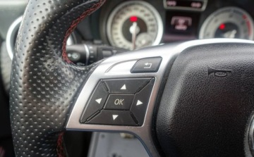 Mercedes Klasa A W176 Hatchback 5d Facelifting 200 d 136KM 2015 Mercedes-Benz Klasa A 200CDI 136KM AMG Line Niski przebieg Biksenon Skora, zdjęcie 25