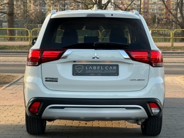 Mitsubishi Outlander III SUV Facelifting 2017 2.0 150KM 2019 MITSUBISHI OUTLANDER 2019*2.0 MIVEC 150 KM*DIAMANT *KAMERA*LED*AUTOMAT*ASO, zdjęcie 13
