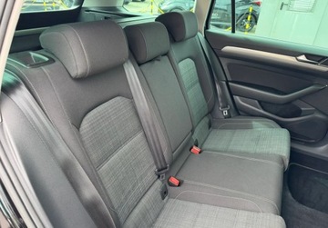 Volkswagen Passat B8 Variant Facelifting 2.0 TSI 190KM 2019 Volkswagen Passat 2.0 DSG 190KM Salon Polska Serwisy ASO FV23 2.0 Benzyna, zdjęcie 23