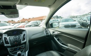 Ford Focus III Kombi 1.6 Duratorq TDCi DPF 115KM 2012 Ford Focus 1.6 TDCI 115KM PDC Navi Led grzana szyba serwis ASO 1.6 Diesel, zdjęcie 29