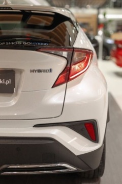 Toyota C-HR I Crossover Facelifting 2.0 Hybrid Dynamic Force 184KM 2022 Toyota C-HR 2.0 Hybrid Style 2.0 Hybryda 184KM, zdjęcie 28