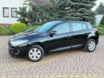 Renault Megane III Hatchback 1.6 16v 100KM 2011 Renault Megane 1.6 16V 101 KM 1 wlasciciel Serwisowany Gotowy do jazdy, zdjęcie 1