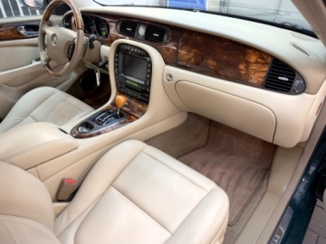 Jaguar XJ VII X350 2003 Jaguar XJ piekny super stan sora kremowa , piekny kolo i przebieg 153 tys, zdjęcie 39