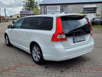 Volvo V70 III Kombi Facelifting 2.0 D3 DRIVE-E 150KM 2015 Volvo V70 V70 2.0 Diesel 150KM, zdjęcie 8