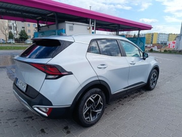 Kia Sportage V SUV 1.6 T-GDI 150KM 2022 KIA SPORTAGE V 1.6T GDI 150KM Salon PL LAKIER ORYGINAŁ, zdjęcie 3