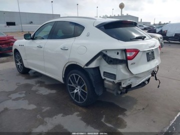 Maserati Levante 2018 Maserati Levante Maserati Levante S GranLusso 3.0 Benzyna 424KM, zdjęcie 3