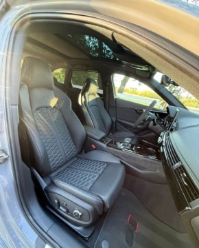 Audi A4 B9 RS4 Avant Facelifting 2.9 TFSI 450KM 2023 Audi RS4 Avant Audi RS4 Avant Avant quattro tiptronic 2.9 Benzyna 450KM, zdjęcie 21