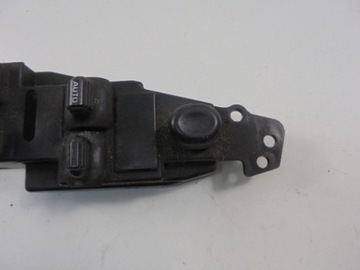 CHRYSLER SEBRING 2 JR PANEL PŘEPÍNAČ SPÍNAČ SKEL PŘEDNÍ LEVÝ 05026004AA