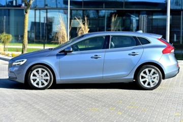 Volvo V40 II Hatchback Facelifting 2.0 D2 120KM 2016 Volvo V40 Iscription LiFT Full Led Digital Skóra, zdjęcie 13