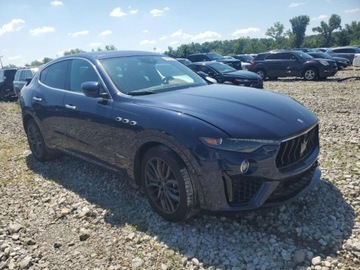 Maserati Levante 2021 Maserati Levante S Sport 2021 3.0l 3.0 Benzyna 424KM, zdjęcie 4
