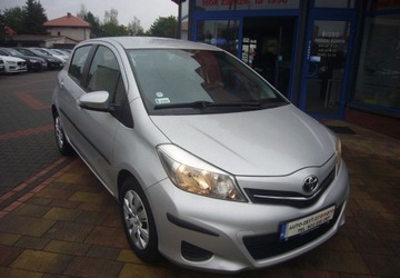 Toyota Yaris III Hatchback 5d 1.0 VVT-i 69KM 2011 Toyota Yaris Toyota Yaris III Salon PL Benzyna 69KM