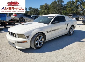 Ford Mustang V 2008 Ford Mustang GT 2008 4.6L 4.6 Benzyna 300KM