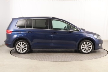 Volkswagen Touran III 1.6 TDI 115KM 2017 VW Touran 1.6 TDI, Navi, Klima, Klimatronic, zdjęcie 5
