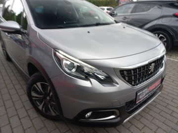 Peugeot 2008 I SUV Facelifting 1.2 PureTech 110KM 2017 Peugeot 2008 Navi Klimatronik Sensor Alu PDC 1.2 Benzyna 110KM, zdjęcie 3
