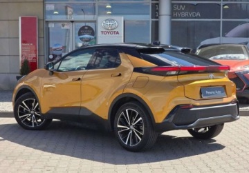 Toyota C-HR II SUV Plug-In 2.0 Hybrid Dynamic Force Plug-in  223KM 2025 Toyota C-HR Toyota C-HR 2.0 Hybrid Executive FV23 Salon PL ASO 1 wl., zdjęcie 3