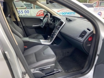Volvo XC60 I SUV 2.0 D3 163KM 2010 Volvo XC 60 LEDY AUTOMAT NAWIGACJA TEMPOMAT PARKTRONIC163 KONIE ZAREJESTRO, zdjęcie 7