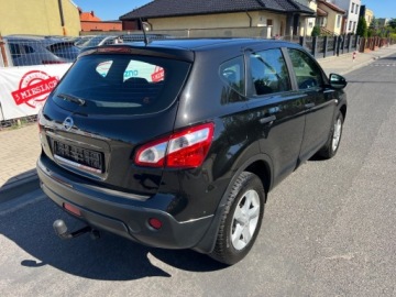 Nissan Qashqai I Crossover Facelifting  1.6 117KM 2013 Nissan Qashqai AUTOMAT KLIMATYZACJA GRZANE FOTELE EL.SZYBY ALUFELGI HAK SE, zdjęcie 2