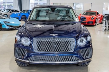 Bentley Bentayga 2021 Bentley Bentayga V8 2021, Bezwypadkowy 4.0 Benzyna 542KM, zdjęcie 2