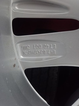 ALU RÁFKY KOLA ORIGINÁLNÍ AUDI Q3 83A 83A601025F 215/65R17 LETNÍ