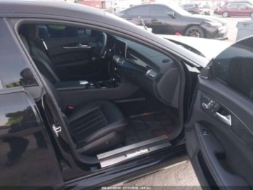 Mercedes CLS W218 2017 Mercedes-Benz CLS 550 2017 4.7 Benzyna 402KM, zdjęcie 9