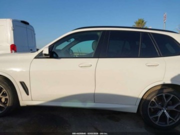 BMW X5 G05 2023 BMW X5 sDrive40i 2023 3.0 Benzyna 335KM, zdjęcie 2