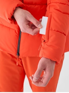 МУЖСКАЯ ЗИМНЯЯ ЛЫЖНАЯ КУРТКА 4F M TTJAM580 AW24