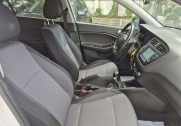 Hyundai i20 II Hatchback 5d Facelifting KAPPA 1.2 MPI 84KM 2019 Hyundai i20 Kamera Navi 1.2 Benzyna 84KM, zdjęcie 19