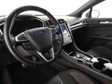 Ford Mondeo V Kombi Facelifting 2.0 EcoBlue 190KM 2019 Ford Mondeo automat full LED virtual cocpit navi, zdjęcie 13