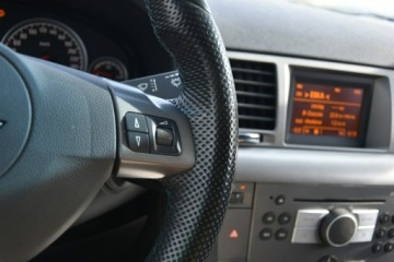 Opel Vectra C Kombi 2.8 V6 turbo ECOTEC 250KM 2008 Opel Vectra 2.8 250KM Manual 2008r. Skóra, zdjęcie 18