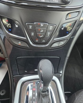 Opel Insignia I Sports Tourer Facelifting 2.0 CDTI BiTurbo ECOTEC 195KM 2014 Opel Insignia Swiezo sprowadzonyZarejestrowany. 2.0 Diesel 194KM, zdjęcie 19