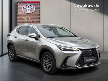 Lexus NX II SUV 350h 242KM 2022 Lexus NX 350h Prestige AWD II (2021-) 350h Prestig, zdjęcie 29