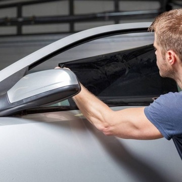 FOLIA DO PRZYCIEMNIANIA SZYB CZARNA 30% 50x300CM