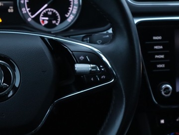 Skoda Superb III Liftback Facelifting 1.5 TSI 150KM 2021 Skoda Superb 1.5 TSI, Salon Polska, Navi, Klima, zdjęcie 20