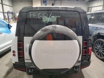 Land Rover Defender IV (L663) 2025 Land Rover Defender 130 X-Dynamic Se 2025 3.0 Benzyna 395KM, zdjęcie 2