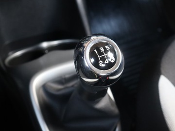 Toyota Aygo II Hatchback 5d 1.0 VVT-i 69KM 2017 Toyota Aygo 1.0 VVT-i, Salon Polska, Serwis ASO, zdjęcie 15