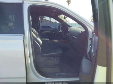 Cadillac Escalade III 2021 Cadillac Escalade Premium Luxury 2021 6.2l 6.2 Benzyna 420KM, zdjęcie 9