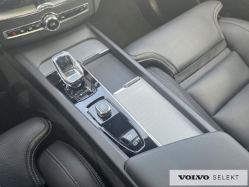 Volvo XC60 II 2025 Volvo XC 60 FV23 Ultra Black B5 250KM AWD ACC BLIS, zdjęcie 32