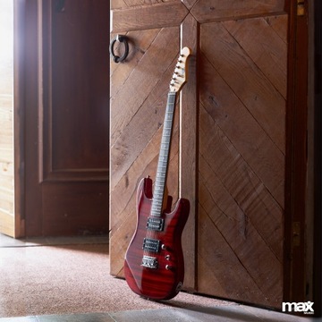 Электрогитара с усилителем и аксессуарами/темно-красный