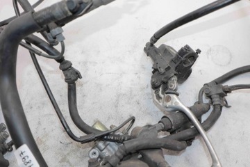 CBR 1100XX Zacisk Pomp Dźwignia Hamulca Przód Tył Mocowanie Przewód Klakson