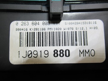 BUDÍKY PŘÍSTROJOVÁ DESKA VOLKSWAGEN GOLF 4 1,6 R