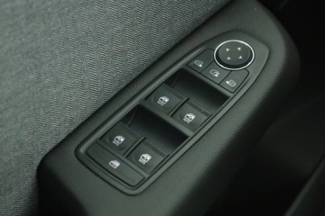 Renault Clio V Hatchback 5d Facelifting 1.0 TCe 90KM 2024 Renault Clio 1.0 TCe, Salon Polska, 1. Właściciel, zdjęcie 15