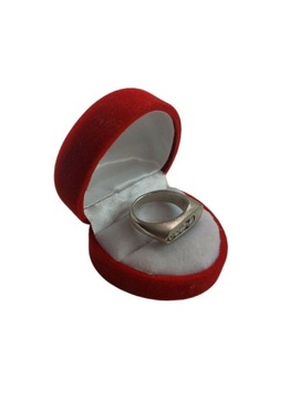 СЕРЕБРЯНОЕ КОЛЬЦО 925 ПРОБЫ 8,99 Г R:16