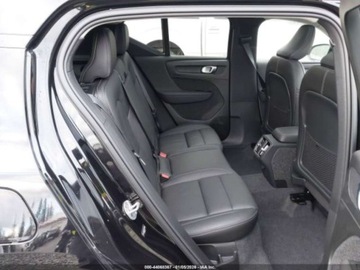 Volvo XC40 2025 Volvo XC 40 B5 Ultra Bright Theme 2025 2.0 Benzyna 247KM, zdjęcie 14