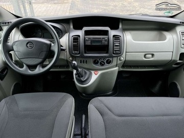 Opel Vivaro A Van z pojedynczą kabiną L1 2.0 CDTI 115KM 2013 Opel Vivaro 2,0 CDI 115 Koni 9 osob Nawiewy p..., zdjęcie 9