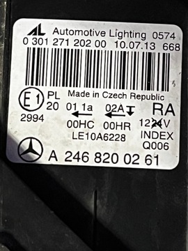 MERCEDES B-KLASA W246 A2468200261 LAMPA PRAWA