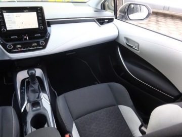 Toyota Corolla XII Hatchback 1.8 Hybrid 122KM 2020 Toyota Corolla 1.8 Hybrid, Salon Polska, zdjęcie 7