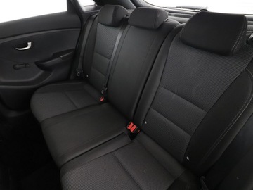 Hyundai i30 II Hatchback 5d 1.4 MPI 100KM 2015 Hyundai i30 LIFT 1.4i 6MT Benzyna Klimatyzacja, zdjęcie 16