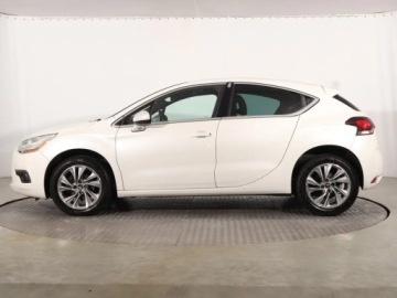 DS 4 I Hatchback (Citroen) 1.6 e-HDi 115KM 2013 Citroen DS4 1.6 e-HDi, Salon Polska, Serwis ASO, zdjęcie 2