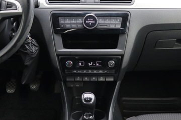 Skoda Rapid II Spaceback 1.2 TSI 90KM 2015 Skoda Rapid 1.2 TSI, Salon Polska, 1. Właściciel, zdjęcie 11